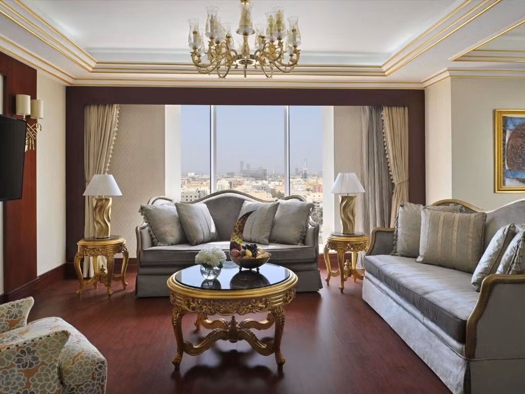 Khách sạn Movenpick Jeddah City Star được vận hành theo tiêu chuẩn dịch vụ khắt khe của Thụy Sĩ, cung cấp đầy đủ tiện nghi hiện đại. Ảnh: Booking