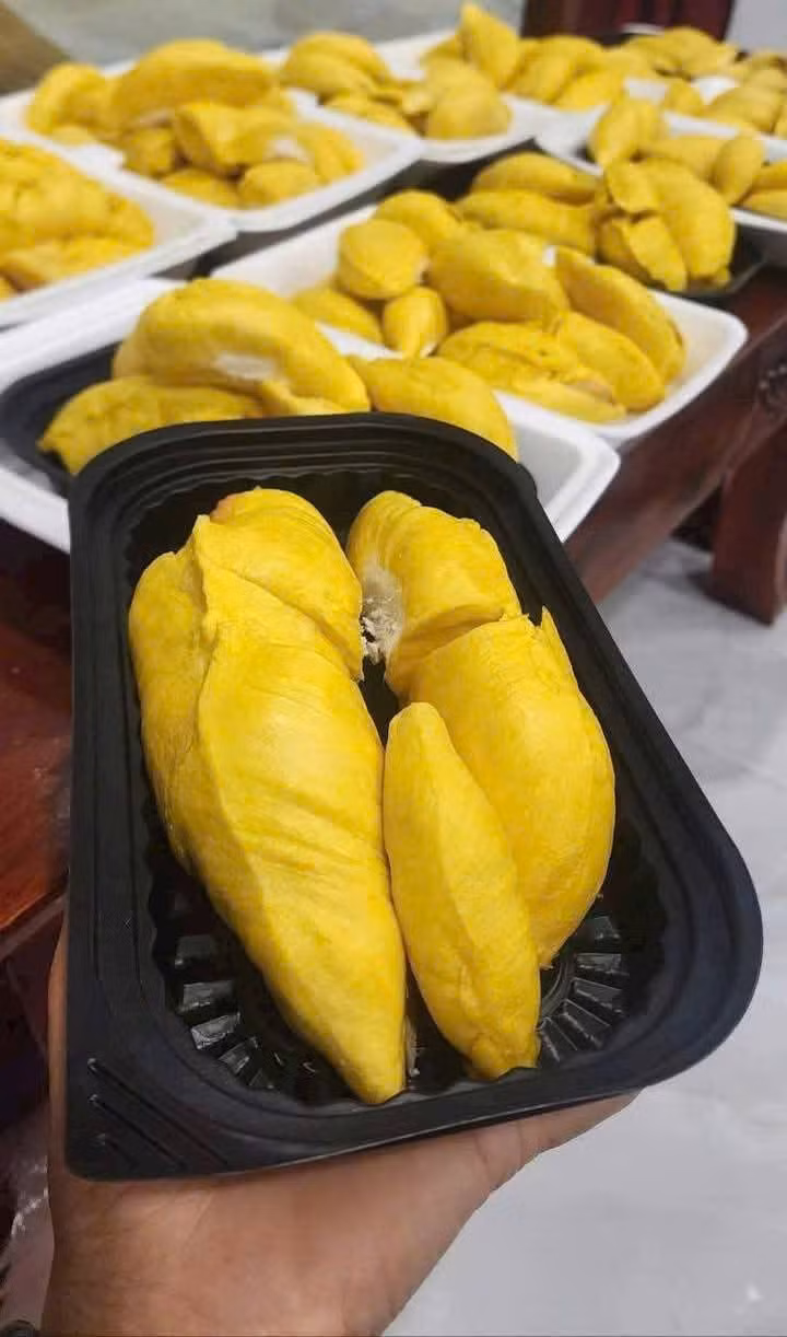 Sầu riêng Musang King từng rất đắt đỏ, có thời điểm giá lên tới cả triệu đồng/kg, đặc biệt là khi mới du nhập vào Việt Nam và được bán dưới dạng đông lạnh. Ảnh: Facebook