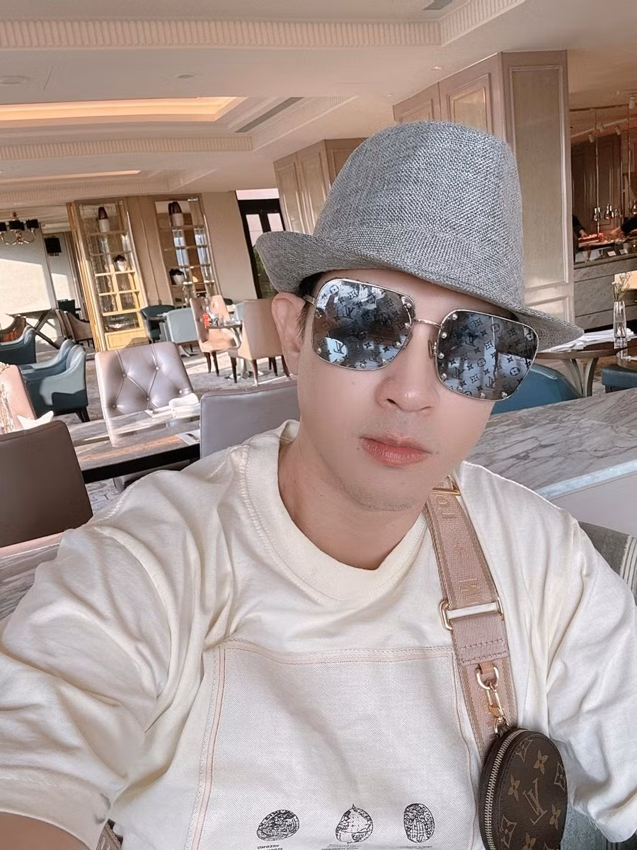 Mới đây, ca sĩ Nguyên Vũ gây xôn xao khi thông báo cho thuê căn penthouse rộng 650m2 tại huyện Nhà Bè (TP HCM). Ảnh: FB Nguyên Vũ