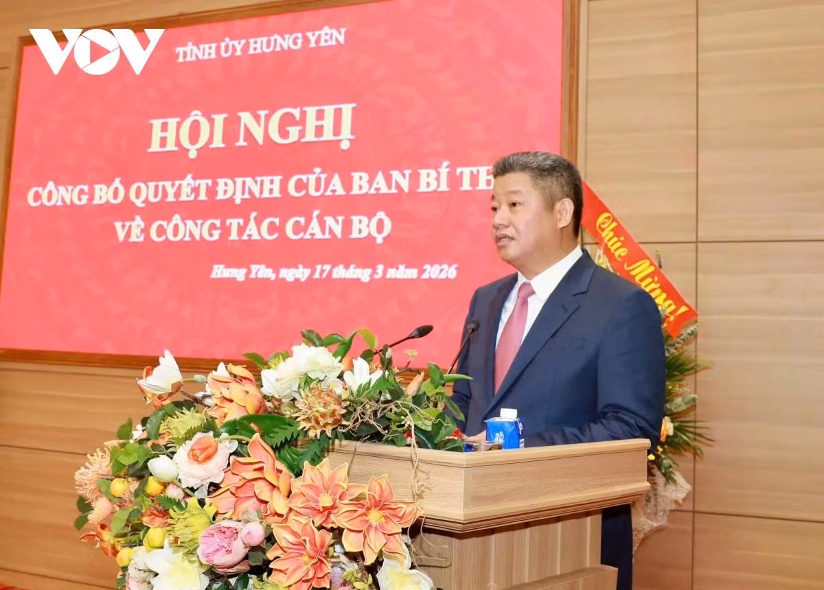 Ông Nguyễn Mạnh Quyền phát biểu nhận nhiệm vụ.