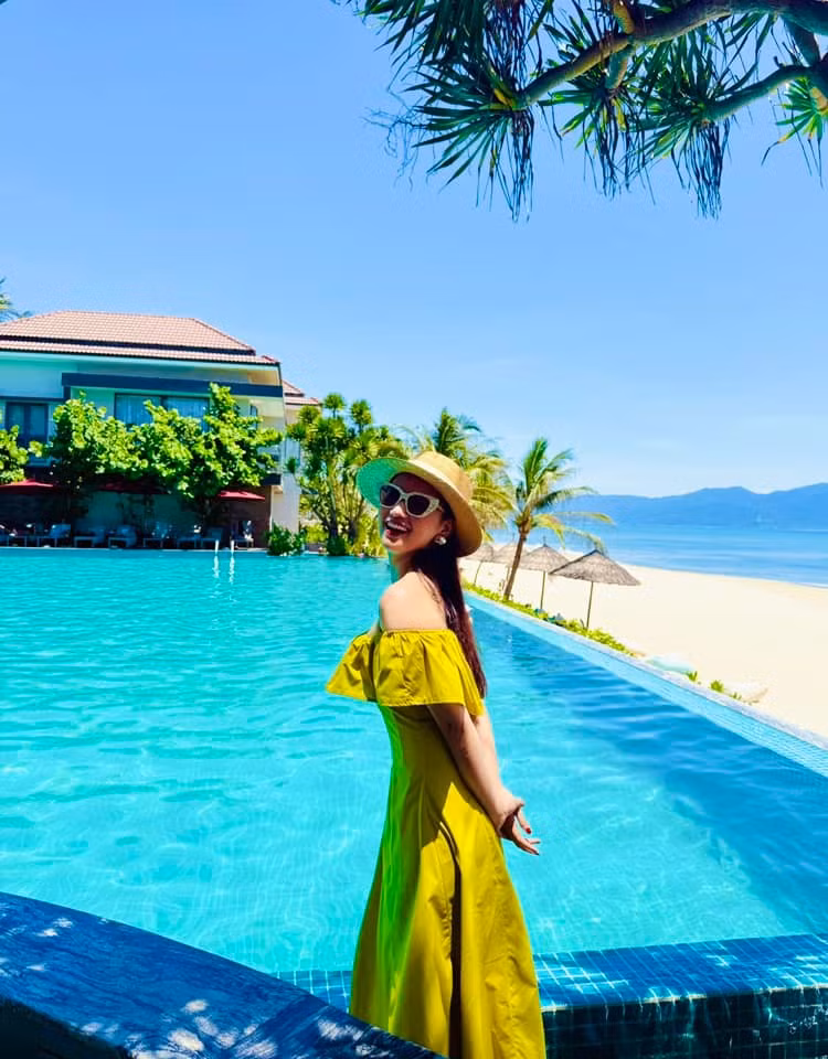 Không chỉ là một diễn viên nổi tiếng, Lã Thanh Huyền còn được biết đến như một "đại gia" thứ thiệt trong giới kinh doanh. Ảnh: FBNV