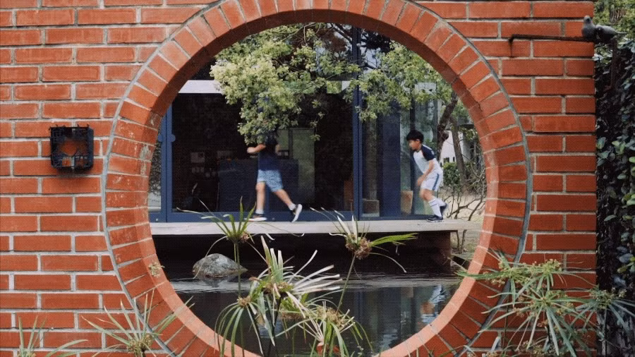 Thậm chí, vật liệu xây dựng cũng hướng đến sự bền vững. Ảnh: The Paper