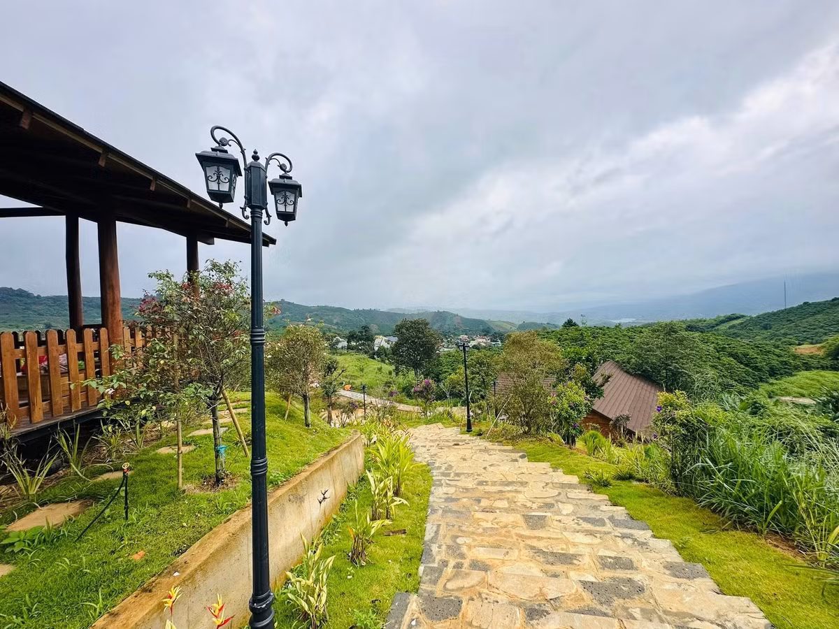 Hoàng Mập cho biết, ngôi nhà khởi công từ năm 2023, dự kiến cuối năm sẽ hoàn thành và cùng gia đình về ở. Ảnh: FBNV