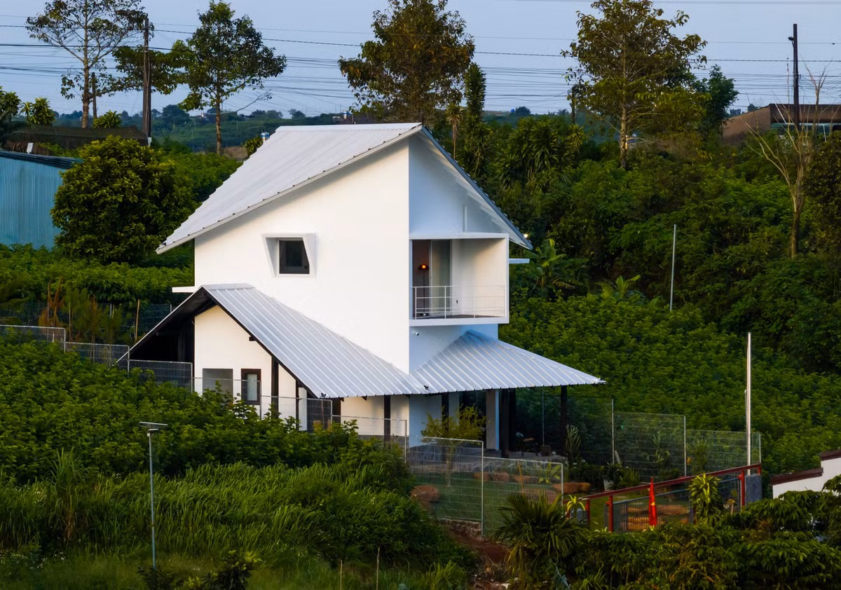 Thiết kế công trình chú trọng vào việc hòa quyện với địa hình tự nhiên, tận dụng tối đa các yếu tố của cảnh quan xung quanh. Ảnh: Hiroyuki Oki