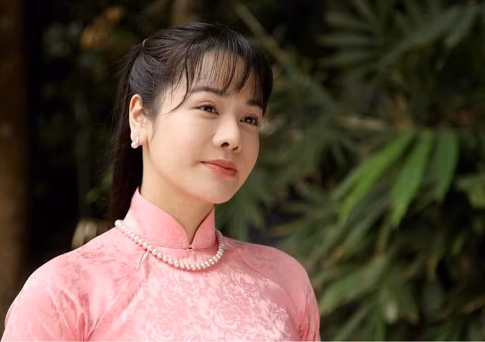 Nhật Kim Anh được biết đến với vai trò ca sĩ, diễn viên, người kinh doanh trong lĩnh vực thẩm mỹ đồng thời cũng là CEO thương hiệu cà phê nổi tiếng. Ảnh: Người đưa tin