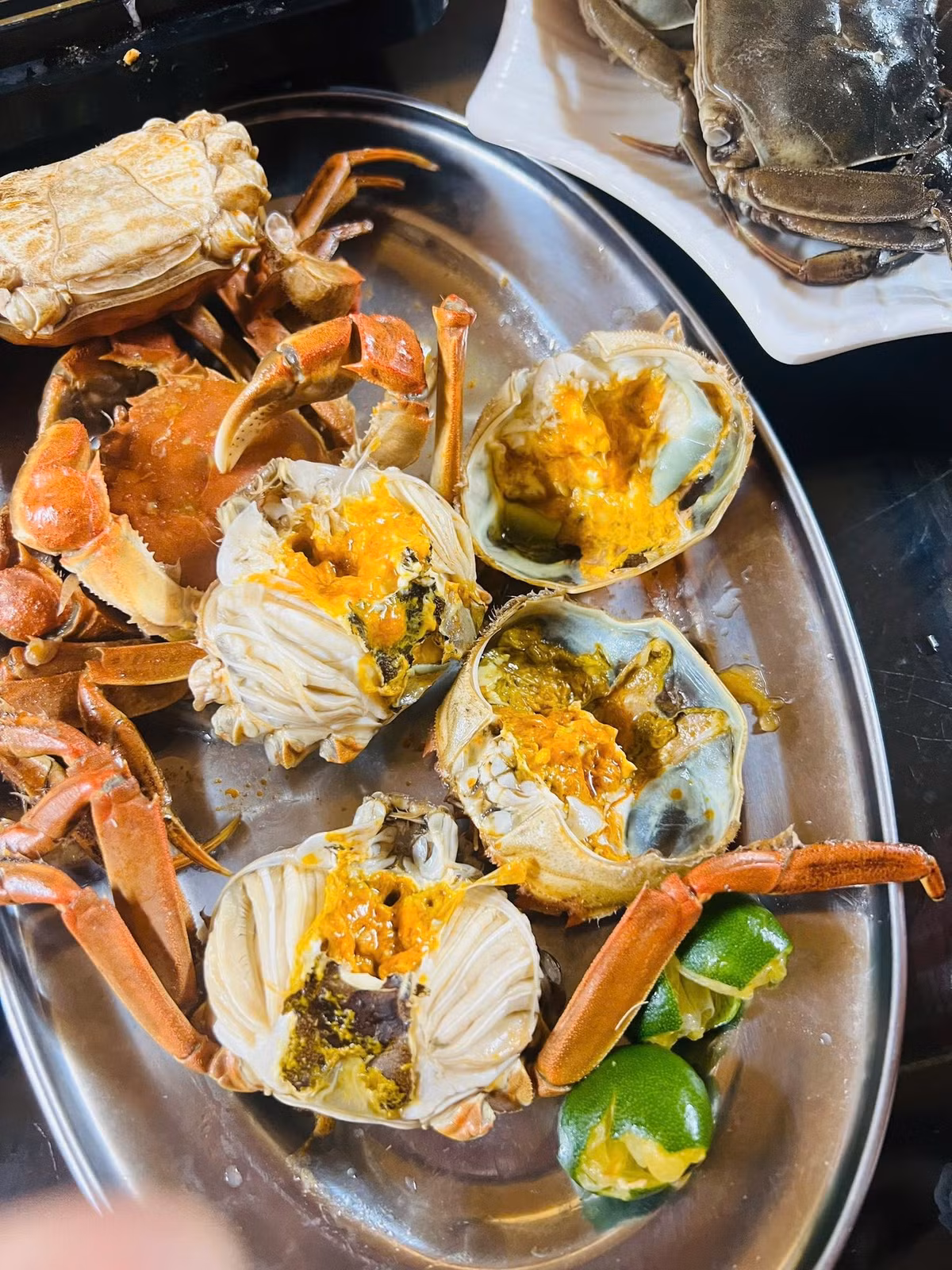 Cua da có thể chế biến thành nhiều món khác nhau như hấp bia, chiên giòn, rang muối hoặc nấu canh. Ảnh: Facebook