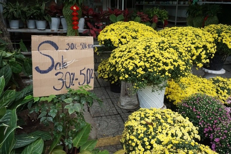 Thấu hiểu nỗi nhọc nhằn của người nông dân, một làn sóng sẻ chia âm thầm nhưng ấm áp đã lan tỏa khắp TP HCM. Ảnh: Người lao động