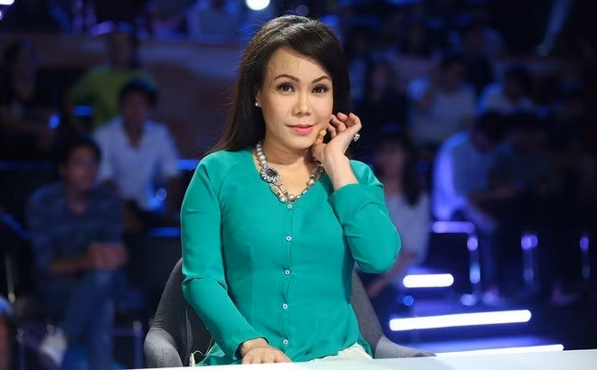 Việt Hương xuất hiện trên truyền hình với nhiều vai trò như diễn viên, MC, giám khảo...Mỗi chương trình nữ nghệ sĩ tham gia đều có mức thù lao cao. Ảnh: PhunuVietNam