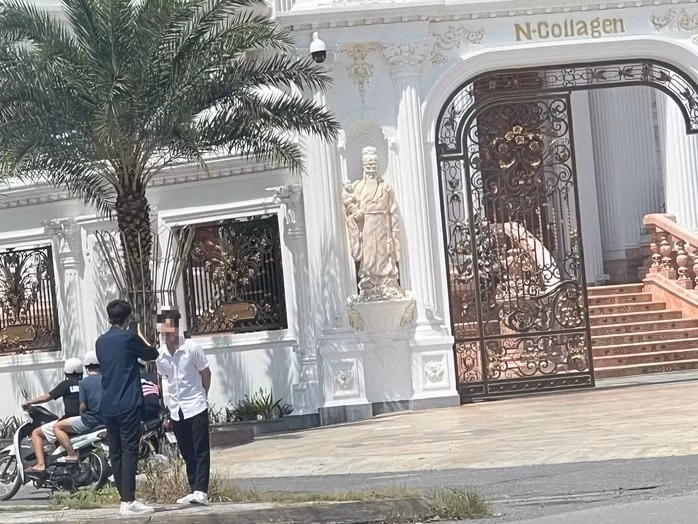 Chia sẻ trên Facebook, Ngân Collagen cho biết, dinh thự được xây dựng trên diện tích 1.000 m2, mất 5 năm mới hoàn thiện. Ảnh: Người lao động