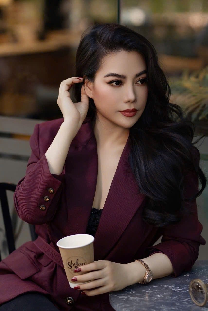 Bên cạnh nghệ thuật, Trương Ngọc Ánh còn khiến nhiều người ngưỡng mộ với tài kinh doanh mát tay. Nhờ đó, nữ nghệ sĩ đã gây dựng được khối tài sản đáng mơ ước. Ảnh: FB Trương Ngọc Ánh