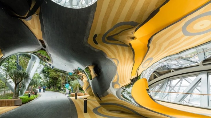 Năm 2025, sân bay Changi phục vụ gần 70 triệu lượt khách, kết nối hơn 170 thành phố trên toàn cầu và nằm trong nhóm sân bay bận rộn nhất thế giới về lượng ghế cung ứng. Ảnh: Changi Airport