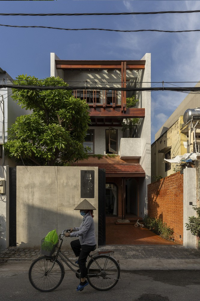 Gia chủ là một cặp vợ chồng trẻ, mong muốn một môi trường yên tĩnh, gần gũi với thiên nhiên. Ảnh: Quang Trần