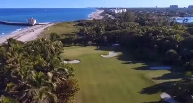 Bên cạnh quy mô, dinh thự Gemini còn sở hữu loạt tiện ích độc đáo như khu thể thao với sân golf tiêu chuẩn PGA, sân tennis, bóng rổ, mini-golf và sân chơi trẻ em...Ảnh: Engineering the Impossible