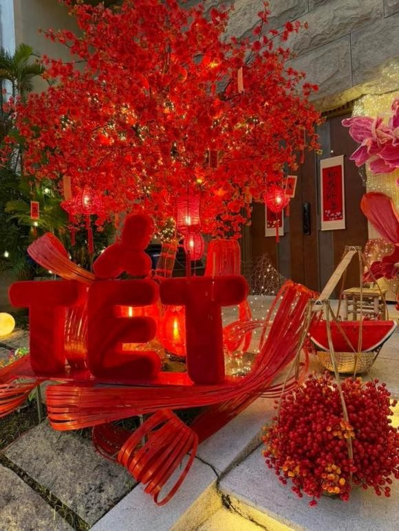 Gam màu đỏ mang đậm không khí Tết cổ truyền. Ảnh: FBNV