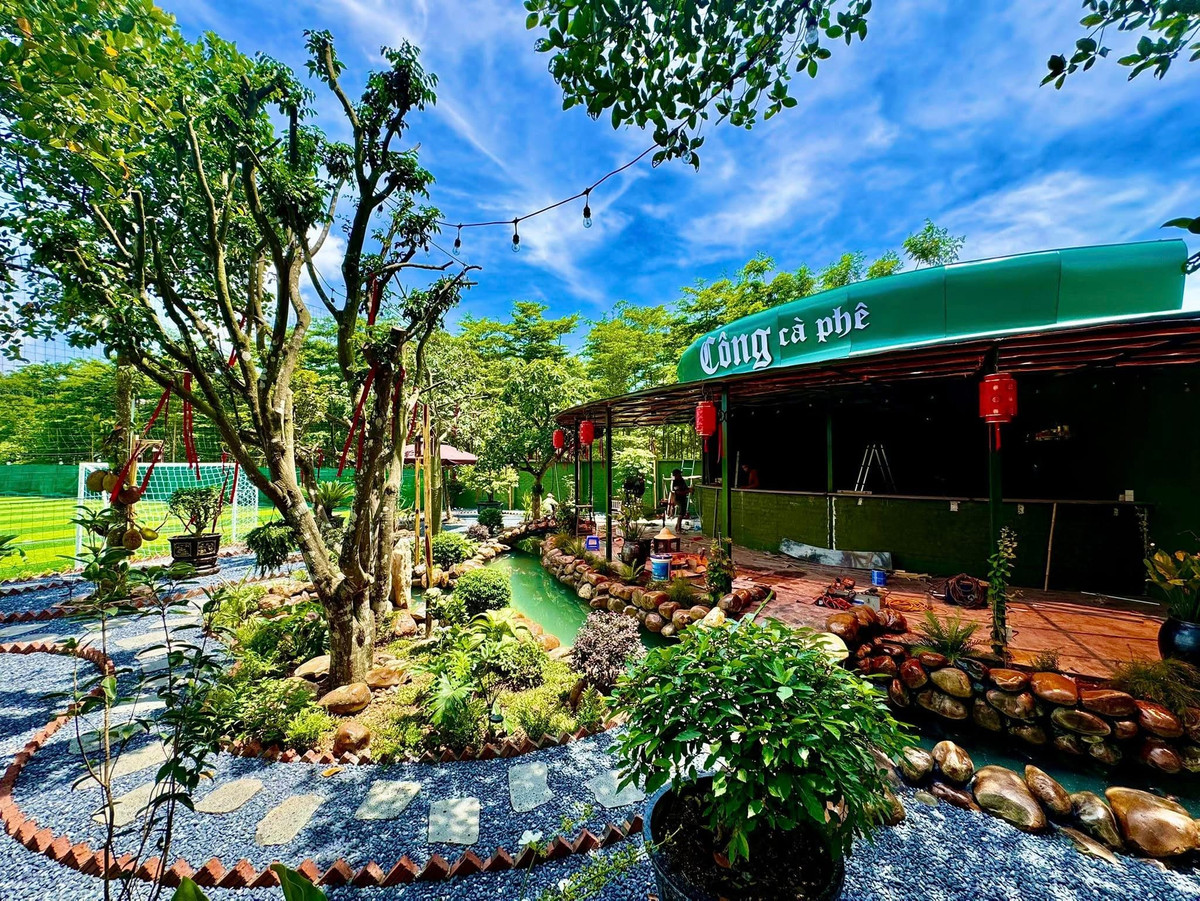 Tuy nhiên, Trung Nguyên chưa phải công ty Việt Nam có nhiều cửa hàng cà phê nhất ở nước ngoài, danh hiệu này hiện đang thuộc về Cộng Cà phê. Ảnh: FB Cộng Cà Phê