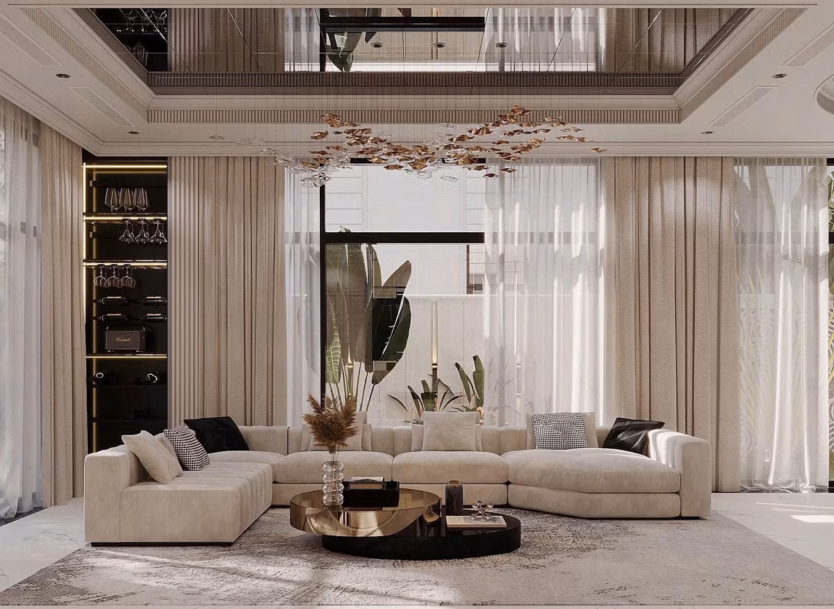 Biệt thự gồm 3 tầng ở, một tầng mái và sân thượng, có tổng diện tích khoảng hơn 400m2, tính cả sân vườn. Ảnh: FB Nguyễn Thành Chung