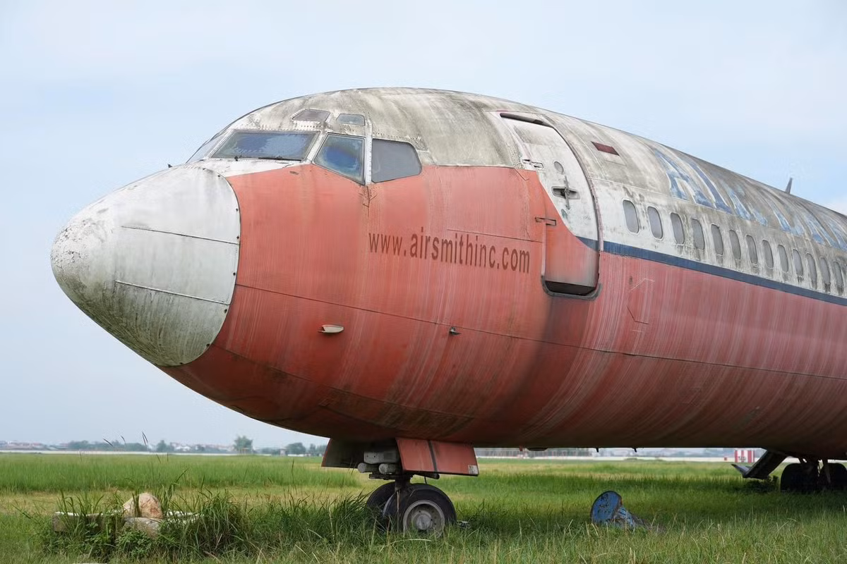 Việc này được Cục Hàng không đánh giá là giải pháp thiết thực, hiện đại, phù hợp với thực tiễn đào tạo, giúp tránh lãng phí và giải quyết dứt điểm tình trạng "bỏ rơi" máy bay suốt gần 20 năm qua. Ảnh: Noibai International Airport