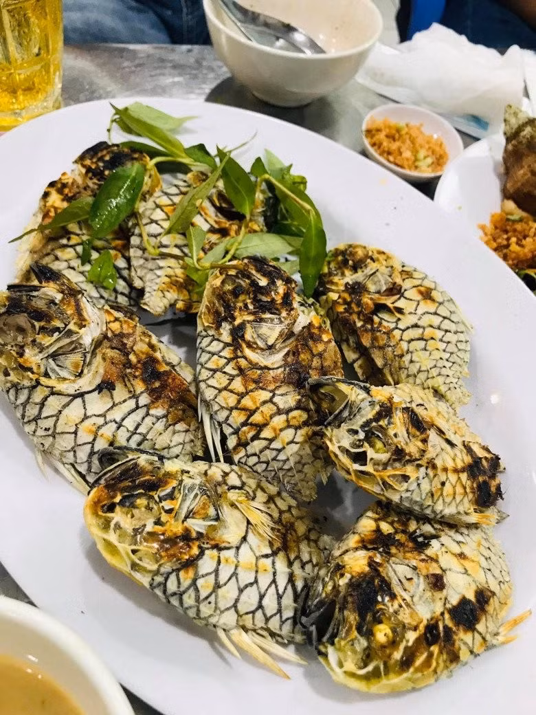 Trước kia, cá mãng cầu có nhiều, thường xuất hiện trong bữa ăn bình dân trong gia đình. Ảnh: Facebook