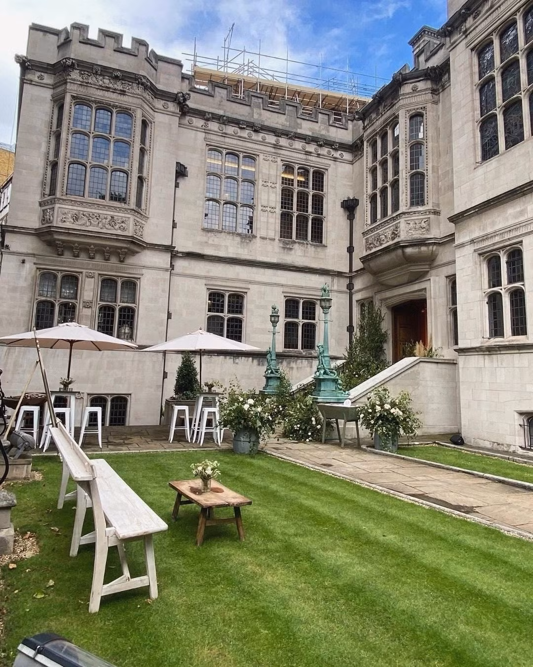 Công trình được thi công và trang trí theo tiêu chuẩn cao nhất của thời Victoria, với nhiều vật liệu quý hiếm và bền bậc nhất lúc bấy giờ. Ảnh: Two Temple Place