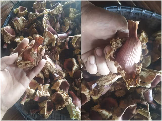 Trước khi sử dụng, hoa kè cần ngâm nước để nở mềm và giữ hương vị nguyên bản. Ảnh: Internet