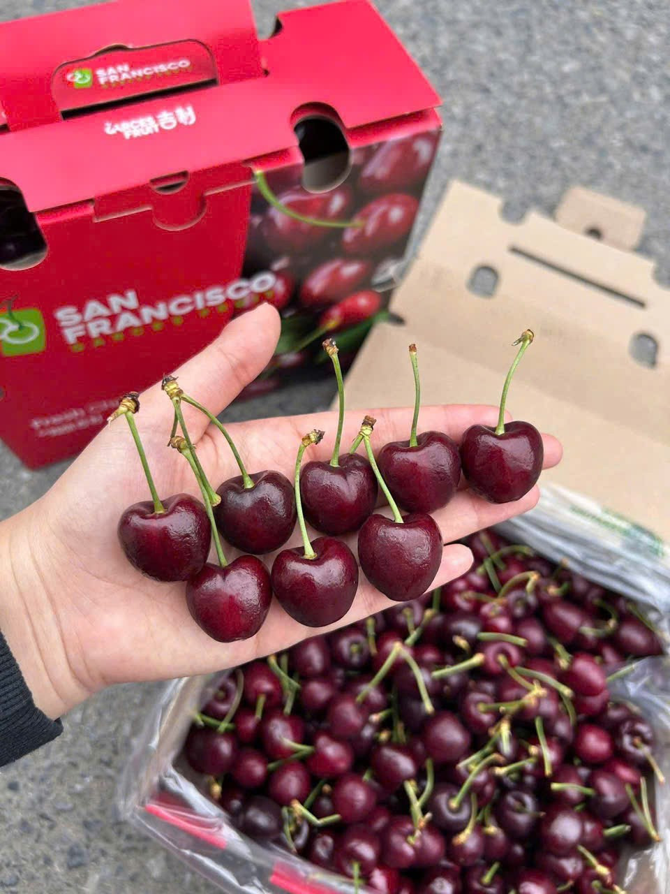 Theo số liệu từ Cục Hải quan, năm 2025 Việt Nam nhập khẩu khoảng 3 tỷ USD rau quả, tăng 24% so với năm 2024. Ảnh: Facebook