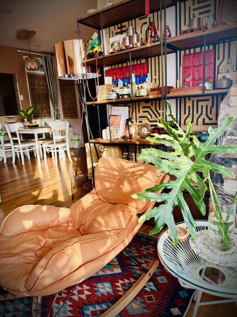 Cây xanh biến tổ ấm nhỏ của nữ ca sĩ thành thiên đường nhỏ đúng nghĩa. Ảnh: FBNV