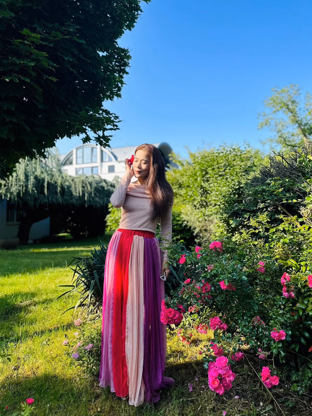 Ngoài bất động sản ở Việt Nam, vợ chồng ca sĩ Mỹ Lệ còn sở hữu ngôi nhà 1.000m2 nằm trên quả đồi xanh mát ở thành phố Frankfurt, Đức. Ảnh: FB Hoàng Thị Mỹ Lệ