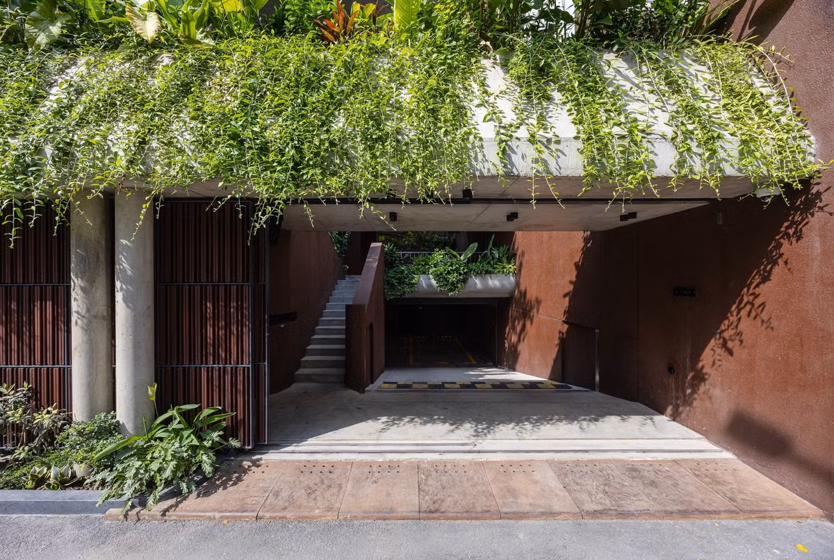 Ở bất kỳ vị trí nào trong nhà như sân chơi tầng 1, phòng khách tầng 2 cho đến tầng hầm...các thành viên trong gia đình đều có thể hướng về tìm lại sự yên bình. Ảnh: Triệu Chiến