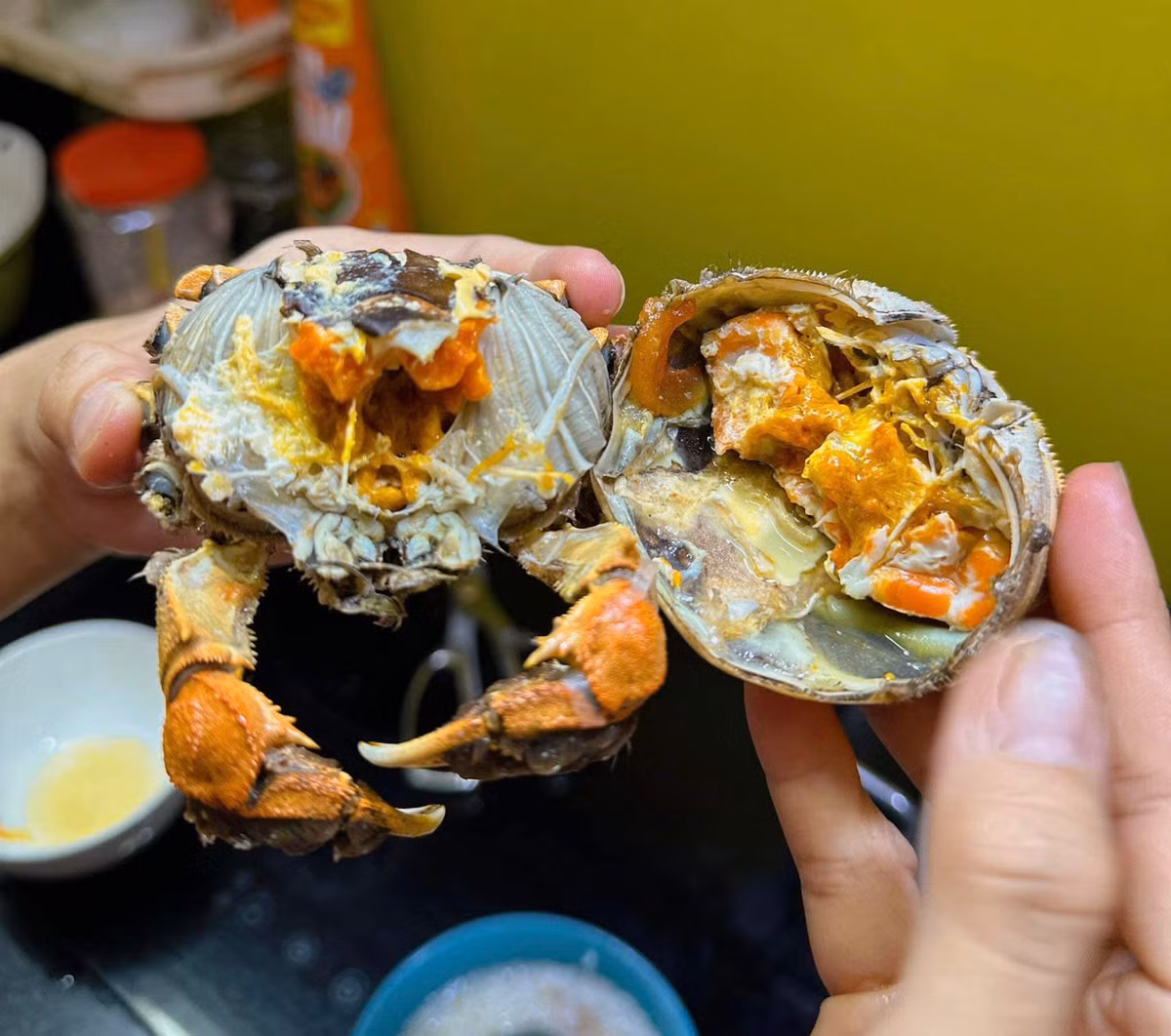 Dù đắt nhưng cua da vẫn thường xuyên trong tình trạng "cháy hàng". Ảnh: Vietnamnet