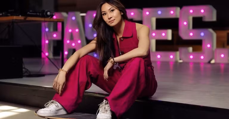 Lucy Guo là một trong số ít những người giàu nhất thế giới vẫn dùng bữa tại McDonald's. Ảnh: MSN