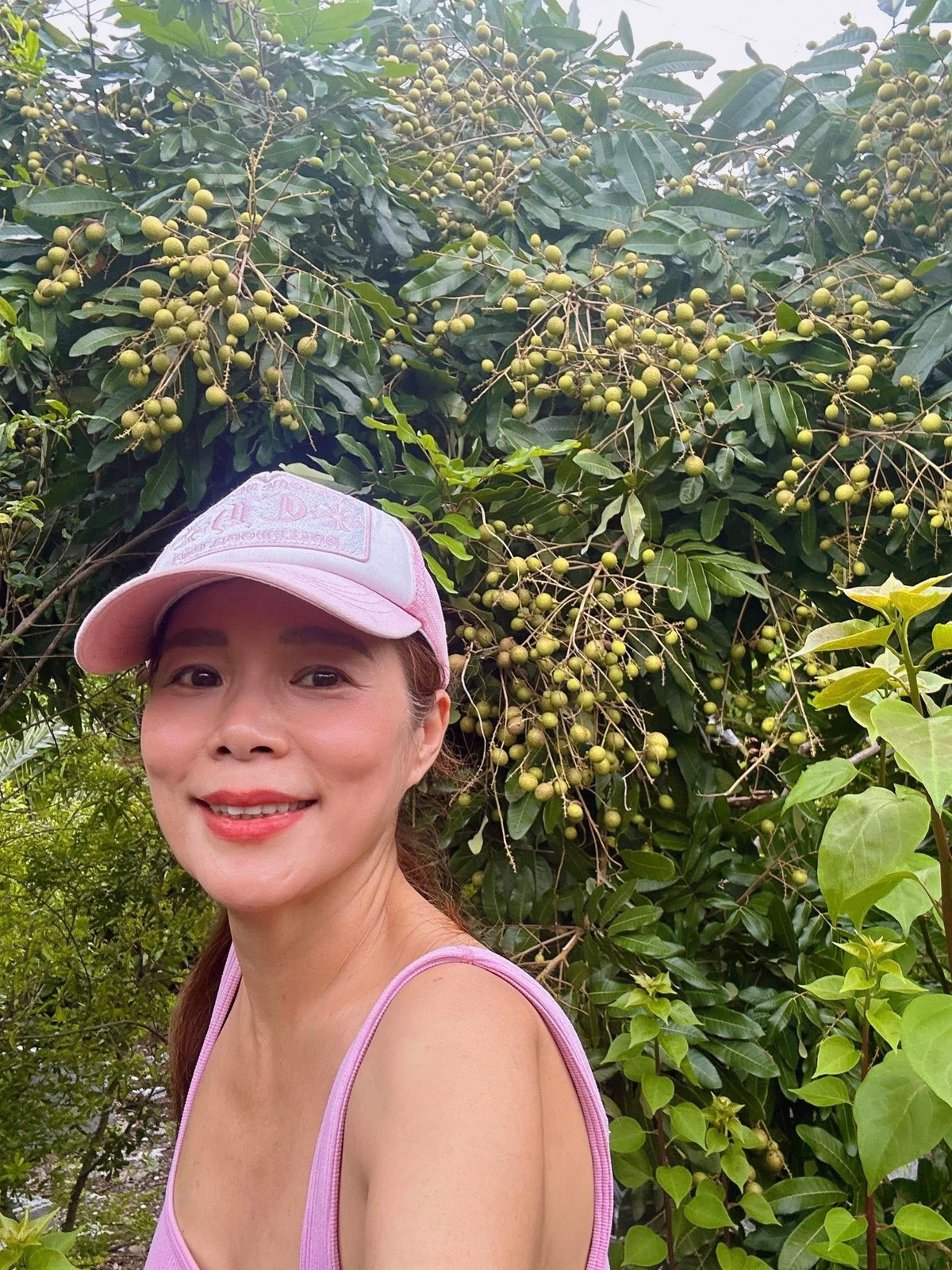 Ca sĩ Mỹ Lệ sở hữu khu vườn rộng 10.000m2 bạt ngàn cây trái tại TP HCM. Ảnh: FB Hoàng Thị Mỹ Lệ