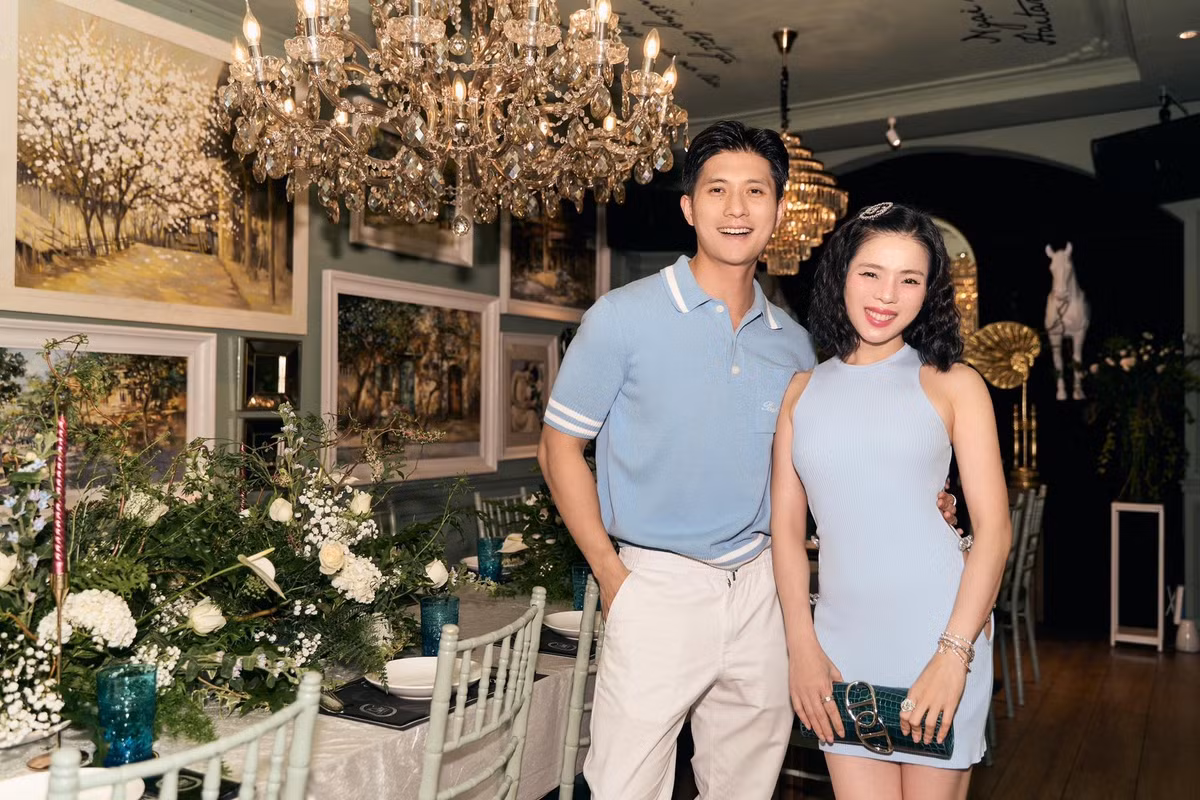 Một trong số đó là căn biệt thự 600m2 ở TP HCM - bất động sản gây chú ý thời gian gần đây khi được nhắc đến trong tin đồn thất thiệt về Lệ Quyên và Lâm Bảo Châu. Ảnh: FBNV