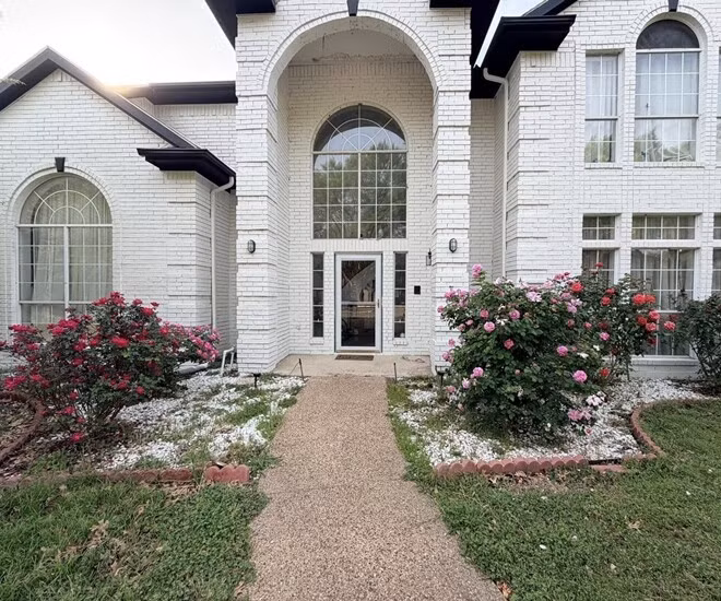 Đây là cơ ngơi Đan Trường sống sau khi ly hôn với doanh nhân Thủy Tiên. Ảnh: FB Dan Truong Pham