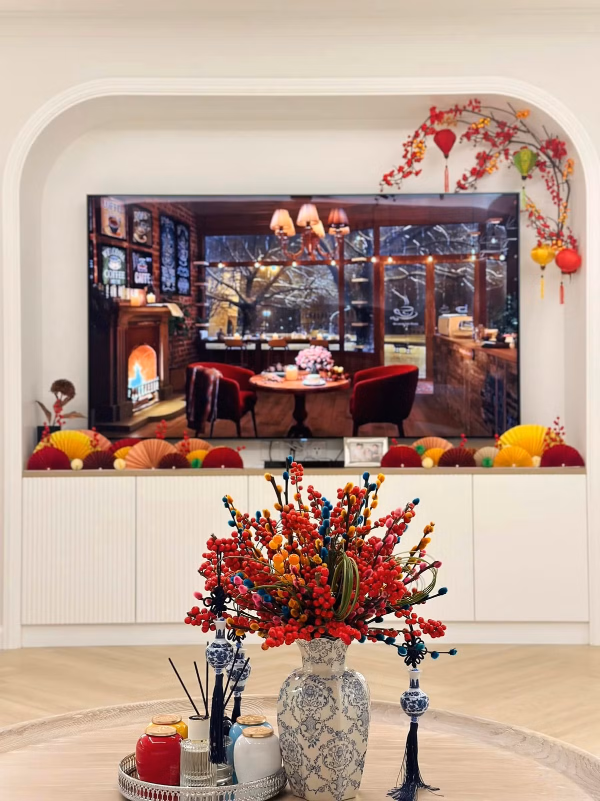 Chi tiết mái vòm được sử dụng xuyên suốt, giúp không gian trở nên mềm mại hơn. Ảnh: FB Dang Thu Thao