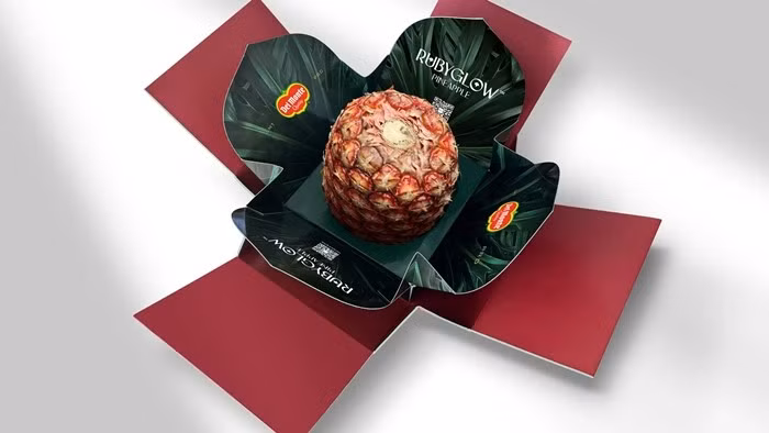 Nhưng tại Mỹ, một loại dứa vỏ màu hồng từng gây sốt thị trường khi có mức giá gần 400 USD (khoảng 10 triệu đồng). Ảnh: USA Today