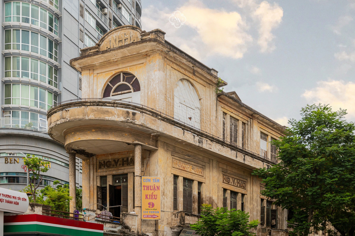 Ngôi nhà được xây dựng từ năm 1933 đến 1937, có diện tích 800m2. Ảnh: FB Nguyễn Xuân