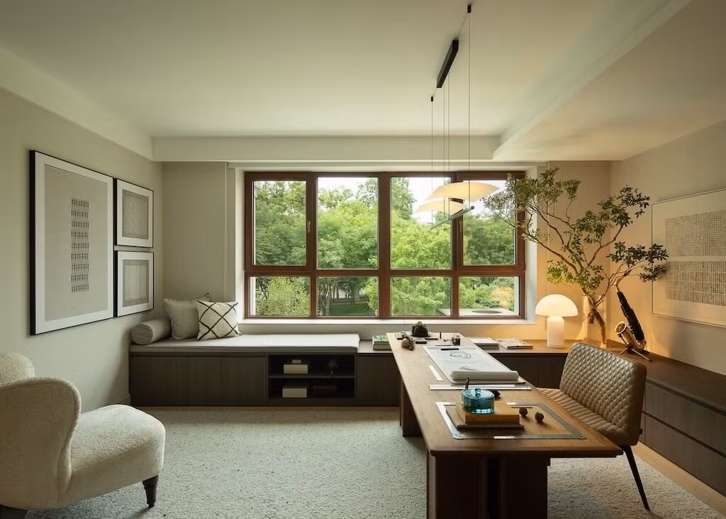 Phòng làm việc rộng, ngập ánh sáng tự nhiên. Ảnh: Sohu