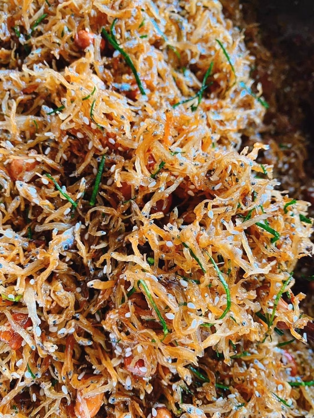 Cá mờm có thể chế biến thành nhiều món ngon như: rim chua ngọt, rim mỡ hành, nộm xoài... Ảnh: Đặc sản xứ Thanh