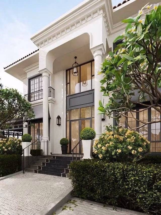 Năm 2017, gia đình Thu Hương chuyển về căn biệt thự tại khu Cảnh Đồi, gần công viên hồ Bán Nguyệt, thuộc khu đô thị Phú Mỹ Hưng. Ảnh: FB Hương Thu Nguyễn