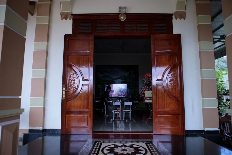 View - Bên trong ngôi nhà khang trang của Hoa hậu Đỗ Thị Hà tại Thanh Hóa | Báo Tri thức và Cuộc sống - TIN TỨC PHỔ BIẾN KIẾN THỨC 24H