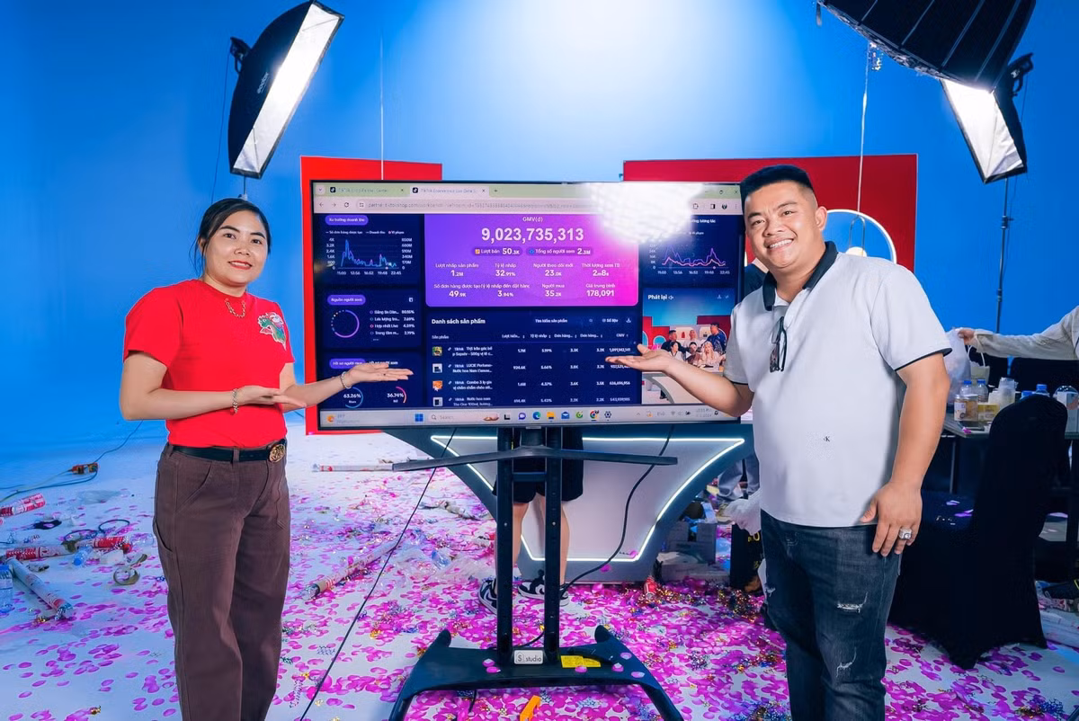 Hải Sapa cũng là Giám đốc, người đại diện theo pháp luật của Công ty cổ phần tập đoàn SAPA TV, thành lập tháng 1/2025, địa chỉ tại thành phố Lào Cai (tỉnh Lào Cai). Ảnh: Sapa TV