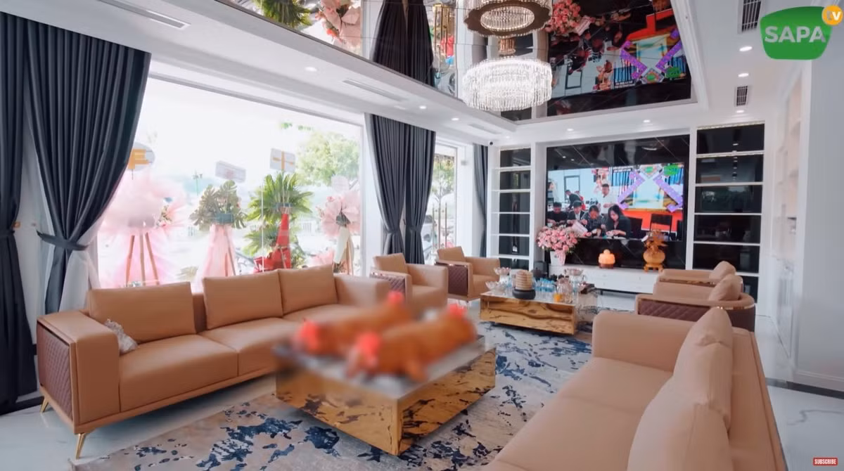 Không gian phòng khách thoáng đãng. Ảnh: Sapa TV