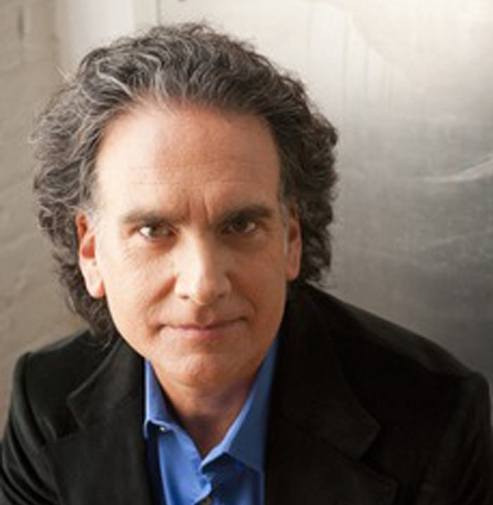 Peter Buffett không phải là nhà đầu tư “bất tài” mà là một cá nhân thành công theo định nghĩa của riêng mình. Ảnh: A Call to Men