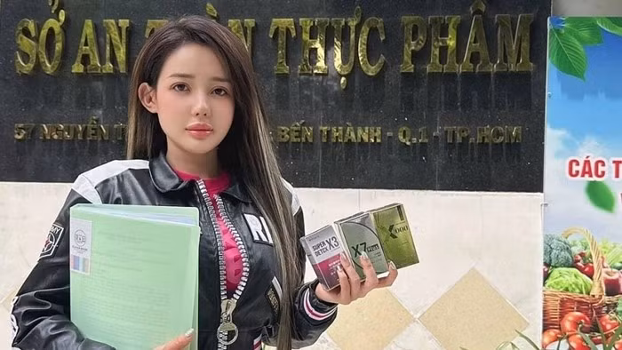 Kết quả điều tra cho thấy, doanh thu từ sản xuất, buôn bán hàng giả giúp Ngân 98 bỏ túi một số tiền siêu khủng. Ảnh: Vietnamfinance