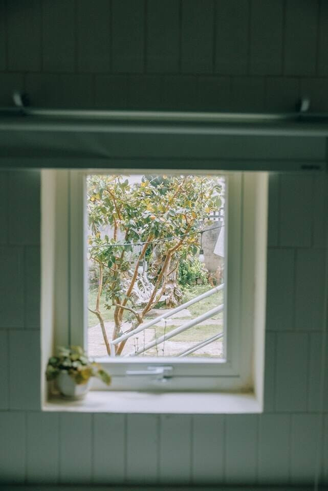 Góc ngắm cảnh, đọc sách cạnh cửa sổ. Ảnh: Facebook