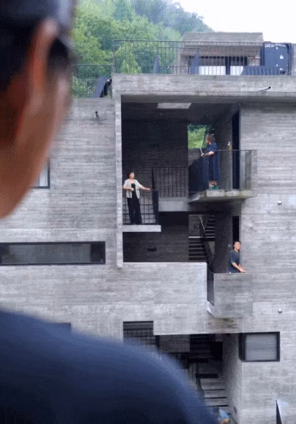 Về sau, hai khối nhà có thể tách công năng hoặc phân chia rõ ràng. Ảnh: Toutiao