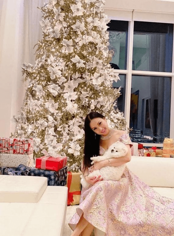 Penthouse có diện tích gần 1.400 m², 34 phòng, trong đó có 12 phòng ngủ và 16 phòng tắm. Ảnh: Facebook