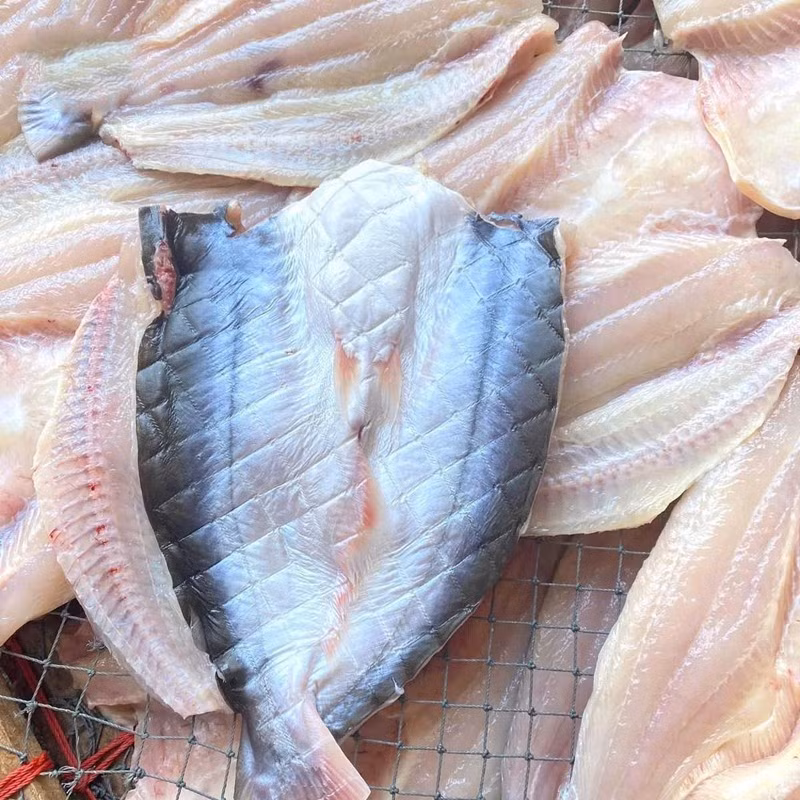 Thịt cá dứa trắng, ít xương dăm, khi chế biến có vị ngọt thanh tự nhiên. Ảnh: Haisanongiau