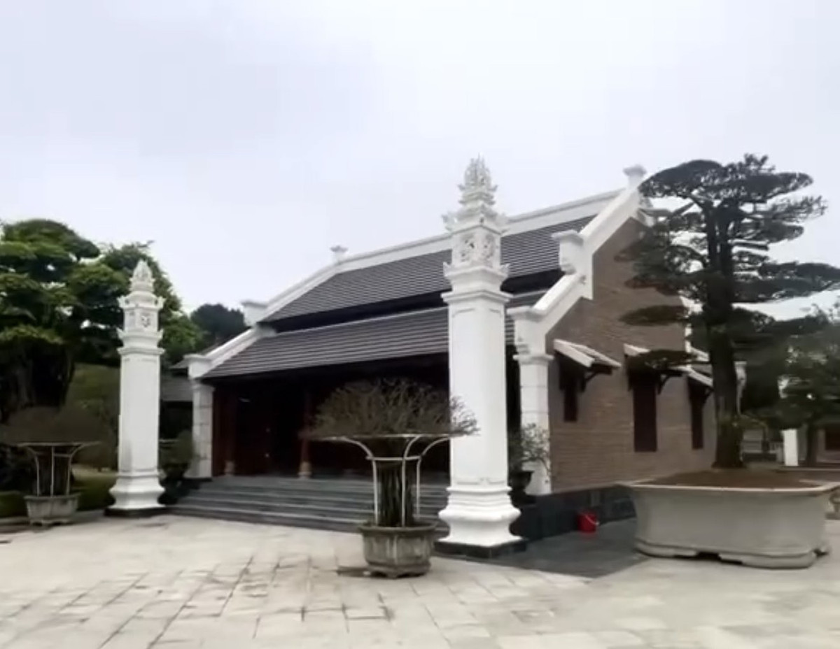 Một số hạng mục bên trong dinh thự của "bầu" Đoan. Ảnh: Dân Việt