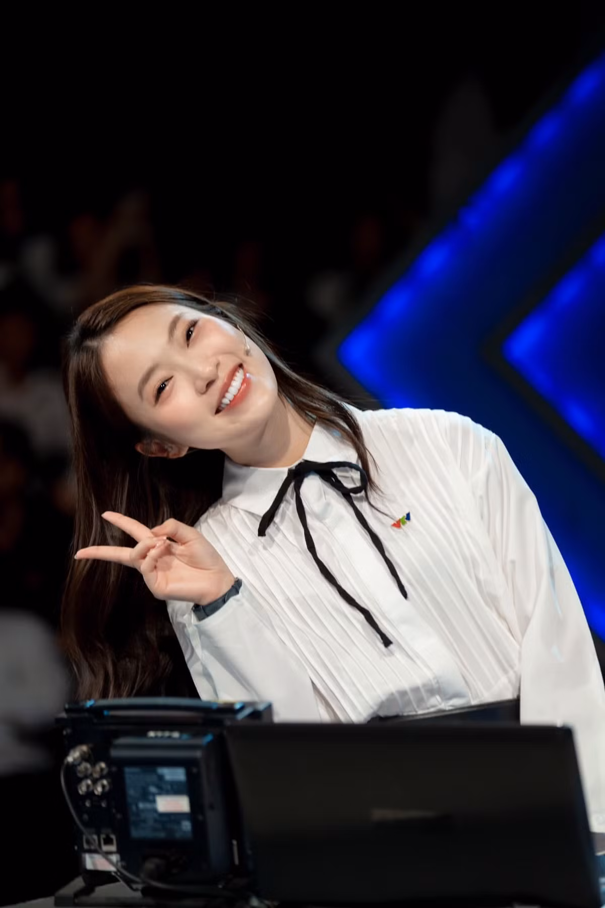 Dù vậy, Khánh Vy hiếm khi khoe tài sản cá nhân. Trái lại, nữ MC sống tiết kiệm, đầu tư cho học hỏi và công việc. Ảnh: FB Khánh Vy